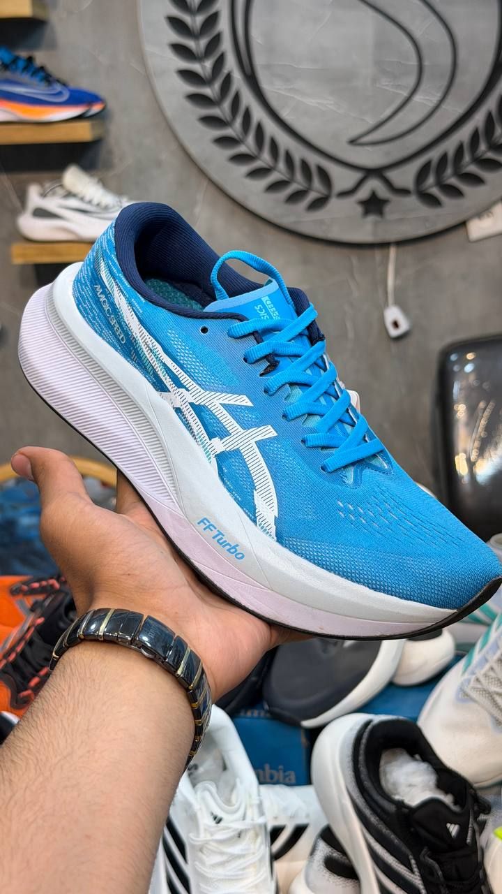 خرید کتونی اسیکس مجیک اسپیدASICS Magic Speed 4 ساخت ویتنام وارداتی سایز40 الی۴۵فروش تکی و عمده ضمانت کیفیت کالا