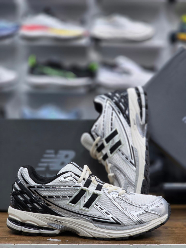 کتونی نیوبالانس ۱۹۰۶ Newbalance 1906 ساخت ویتنام وارداتی سایز ۳۸ الی ۴۵ فروش تکی و عمده ضمانت کیفیت کالا
