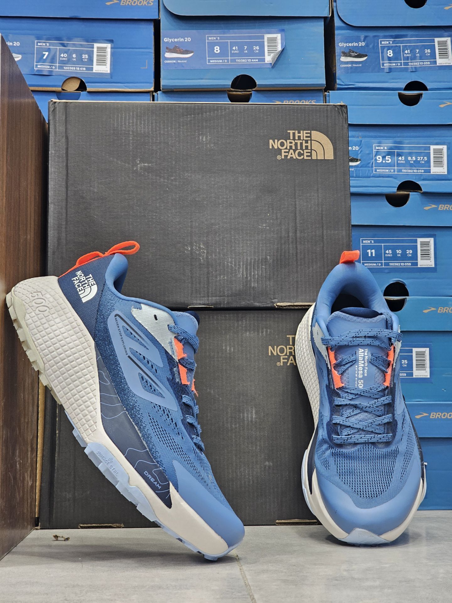 کتونی نورث فیس آلتامسا ۵۰۰ North Face Altamesa 500ساخت ویتنام وارداتی سایز ۴۰ الی ۴۵ضمانت کیفیت کالا فروش تکی و عمده