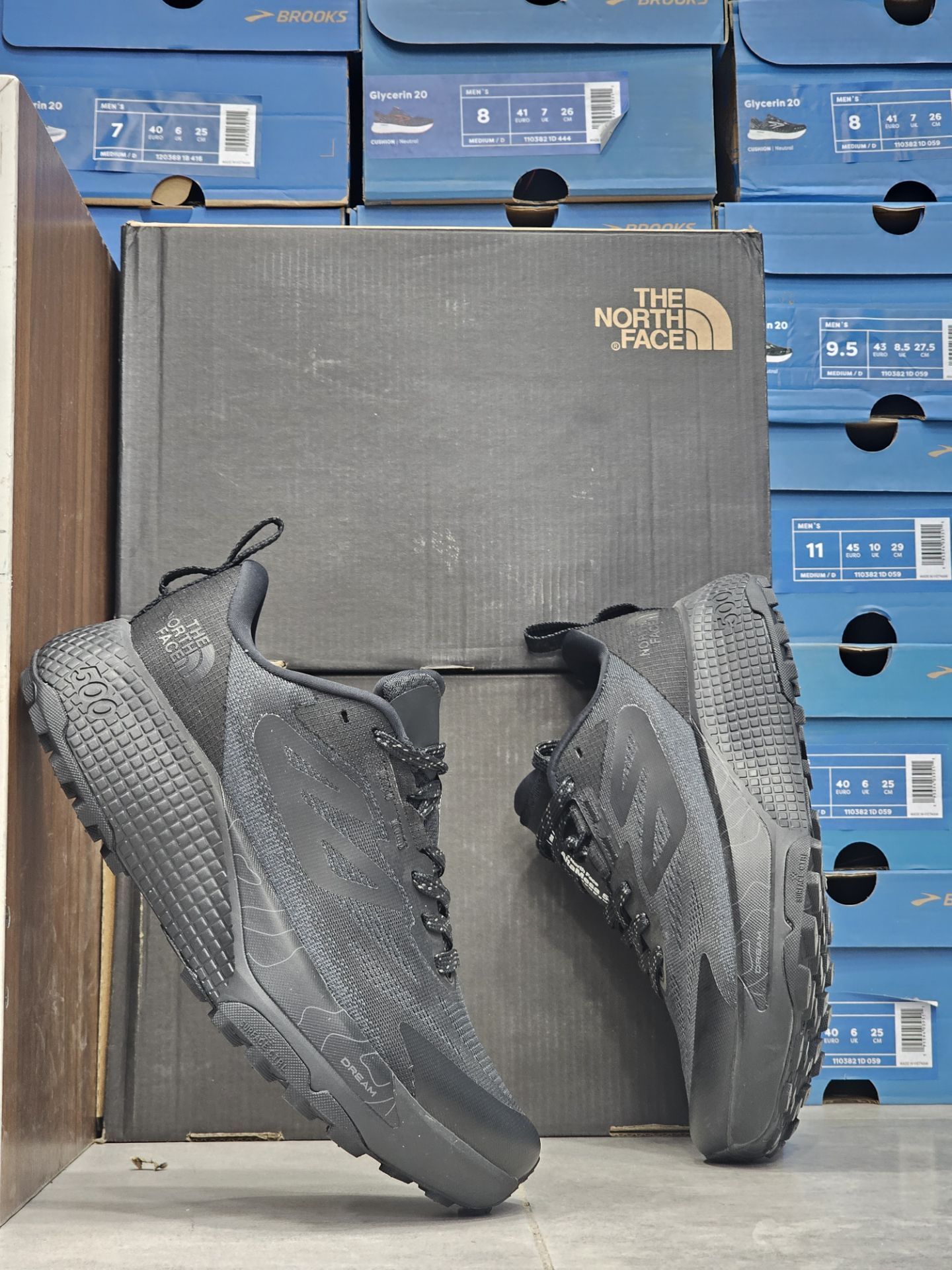 کتونی نورث فیس آلتامسا ۵۰۰ North Face Altamesa 500ساخت ویتنام وارداتی سایز ۴۰ الی ۴۵ضمانت کیفیت کالا فروش تکی و عمده