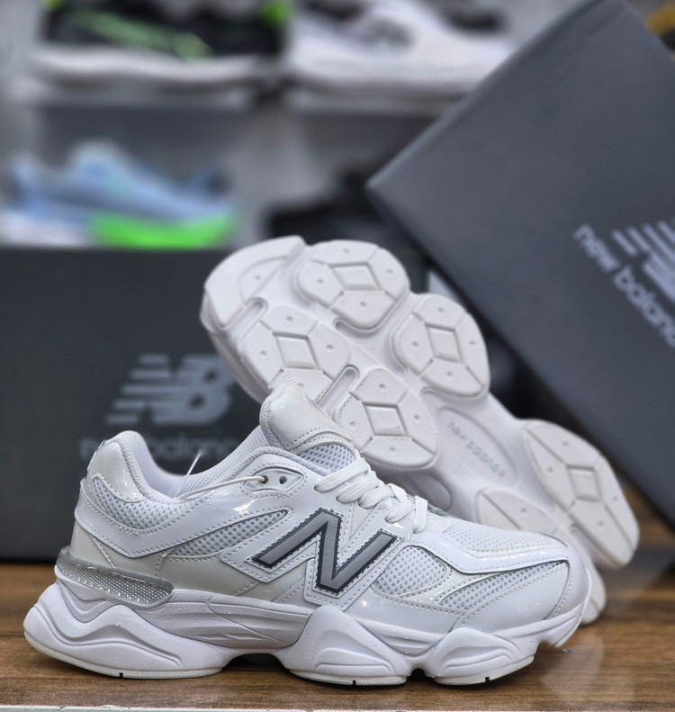 کتونی ویتنامی نیوبالانس ۹۰۶۰ Newbalance 9060پیاده رویی و رانینگ ساخت ویتنام وارداتی سایز ۴۰الی ۴۵ فروش تکی و عمده ضمانت کیفیت کالا