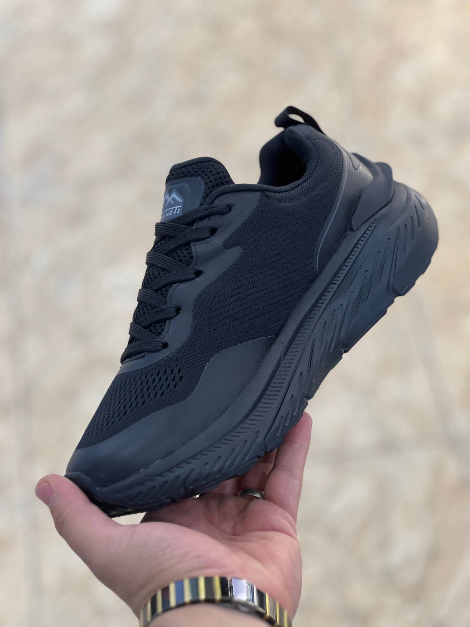 کتونی اسکیچرز با زیره GOODYEAR مسترکوالیتیSkechers GOODYEAR وارداتی ساخت ویتنام طبی سایز۴۰ الی ۴۵ فروش تکی و عمده ضمانت کیفیت کالا