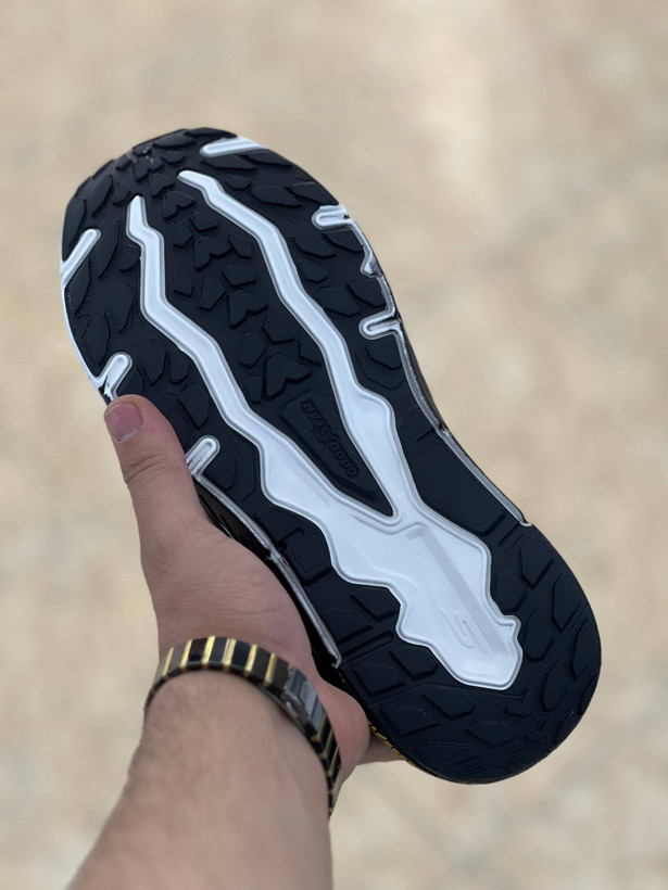 کتونی اسکیچرز با زیره GOODYEAR مسترکوالیتیSkechers GOODYEAR وارداتی ساخت ویتنام طبی سایز۴۰ الی ۴۵ فروش تکی و عمده ضمانت کیفیت کالا
