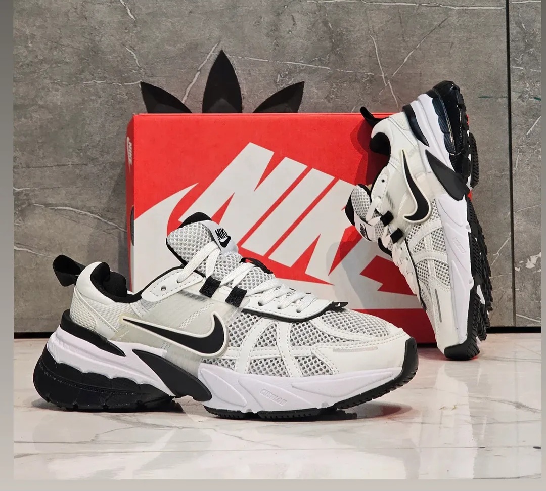 کتونی پیاده رویی و رانینگ نایک وی تو کی Nike V2k Runساخت ویتنام وارداتی سایز 37الی۴۵ فروش تکی و عمده ضمانت کیفیت کالا