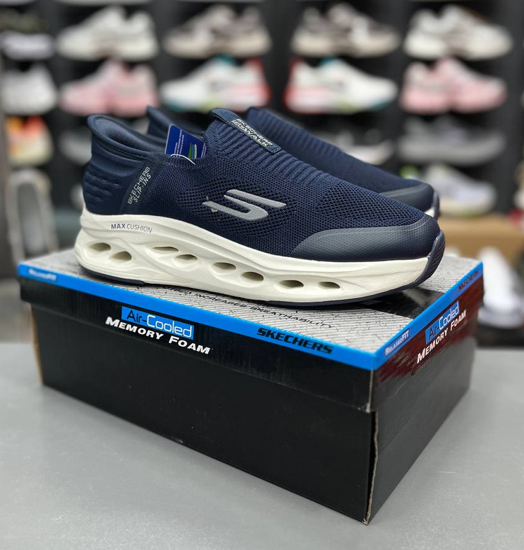 کتونی اسکیچرز اسلیپ اینزگو والک/Skechers GOwalk Slip-ins/ساخت ویتنام وارداتی فروش تکی و عمده/سایز ۴۰ تا۴۵ ضمانت کیفیت کالا