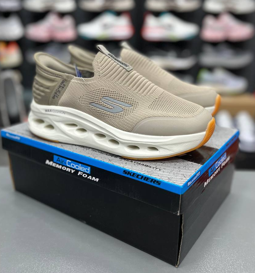 کتونی اسکیچرز اسلیپ اینزگو والک/Skechers GOwalk Slip-ins/ساخت ویتنام وارداتی فروش تکی و عمده/سایز ۴۰ تا۴۵ ضمانت کیفیت کالا