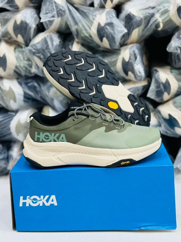 کتونی ویتنامی هوکا ترنسپورت گورتکس زیره ویبرام HOKA Transport goretex vibram ساخت ویتنام وارداتی سایز ۳۷ الی ۴۵ فروش تکی و عمده ضمانت کیفیت کالا