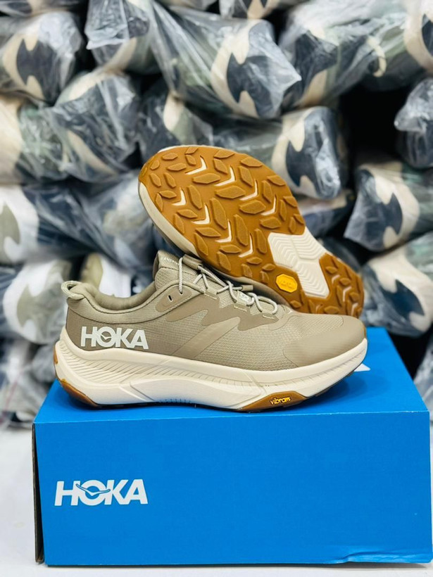 کتونی هوکا ترنسپورت گورتکس زیره ویبرام HOKA Transport goretex vibram ساخت ویتنام وارداتی سایز ۳۷ الی ۴۵ فروش تکی و عمده ضمانت کیفیت کالا