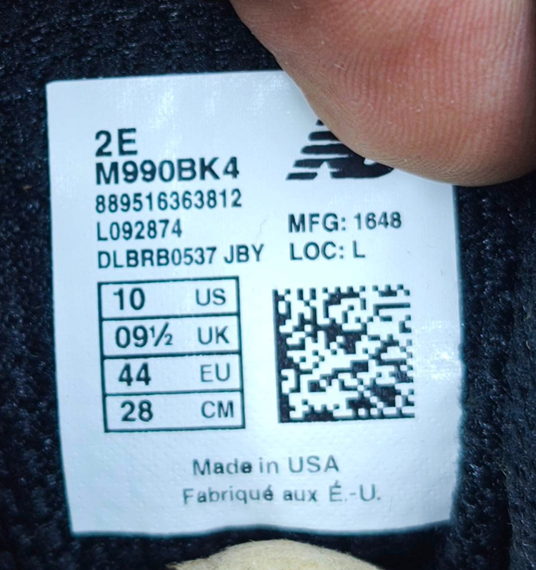 کتونی نیوبالانس ۹۹۰ وی ۶Newbalance 990 v6لیبل امریکایی رانینگ و پیاده رویی سایز ۴۰ الی ۴۵ضمانت کیفیت کالا فروش تکی و عمده