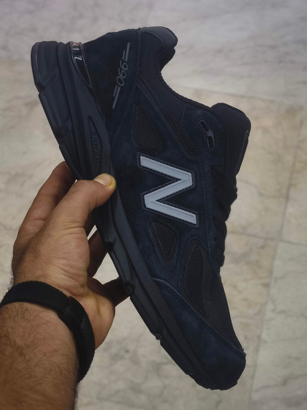 خرید کتونی نیوبالانس ۹۹۰ وی ۶Newbalance 990 v لیبل امریکایی رانینگ و پیاده رویی سایز ۴۰ الی ۴۵ضمانت کیفیت کالا فروش تکی و عمده