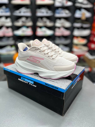 کتونی اسکیچرز هایپر برست skechers Hyper Burst ساخت ویتنام وارداتی سایز۳۷ الی ۴۰فروش تکی و عمده ضمانت کیفیت کالا
