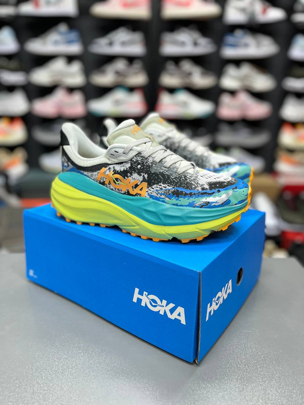 کتونی هوکا استینسون ۷ Hoka stinson 7ساخت ویتنام وارداتی سایز ۴۰الی ۴۵فروش تکی و عمده ضمانت کیفیت کالا