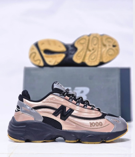 کتونی نیوبالانس ۱۰۰۰.Newbalance1000ساخت ویتنام وارداتی سایز ۴۰ تا ۴۵ فروش تکی و عمده ضمانت کیفیت کالا