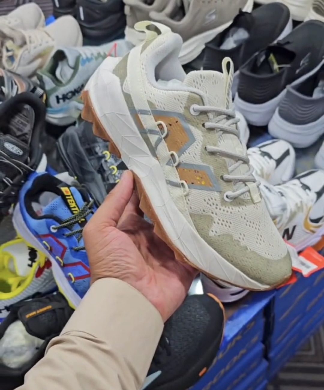 کتونی نیوبالانس تکترل تریل New Balance Tektrel Trailساخت ویتنام وارداتی سایز۴۰ الی۴۵فروش تکی و عمده ضمانت کیفیت کالا