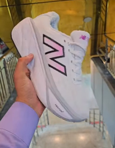 کتونی نیوبالانس فرش فوم New balance freshfoam x more ساخت ویتنام وارداتی سایز۴۱ الی ۴۵ فروش تکی و عمده ضمانت کیفیت کالا