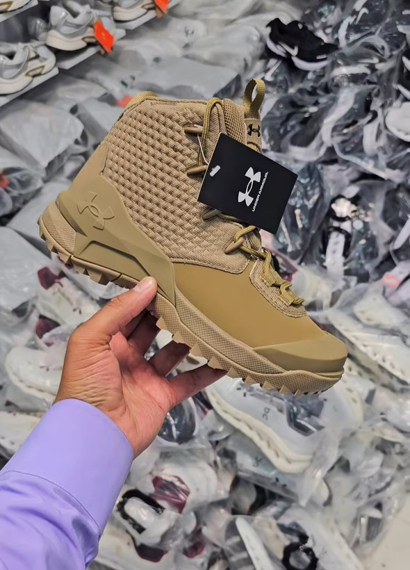 بوت آندرارمور گورتکسUnder armour infil hikeساخت ویتنام وارداتی سایز ۴۰الی ۴۵ فروش تکی و عمده ضمانت کیفیت کالا