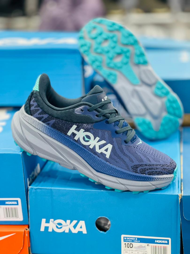 کتونی هوکا چلنجرآرت ۷ Hoka challengerساخت ویتنام وارداتی فروش تکی و عمده، سایز ۴۰ الی ۴۵ ضمانت اصالت کالا، بالاترین کیفیت مسترکوالیتی درجه ۱