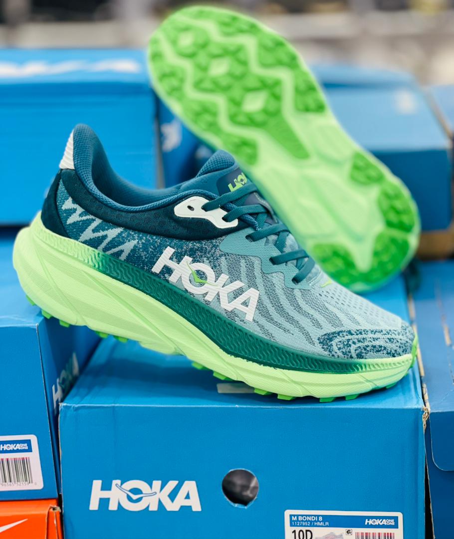 کتونی هوکا چلنجرآرت ۷ Hoka challengerساخت ویتنام وارداتی فروش تکی و عمده، سایز ۴۰ الی ۴۵ ضمانت اصالت کالا، بالاترین کیفیت مسترکوالیتی درجه ۱