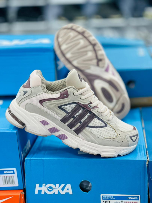 کتونی آدیداس فارماتون Adidas Pharmaton وارداتی ساخت ویتنام سایز ۴۰الی۴۵ضمانت اصالت کالا بالاترین کیفیت مسترکوالیتی A فروش تکی و عمده