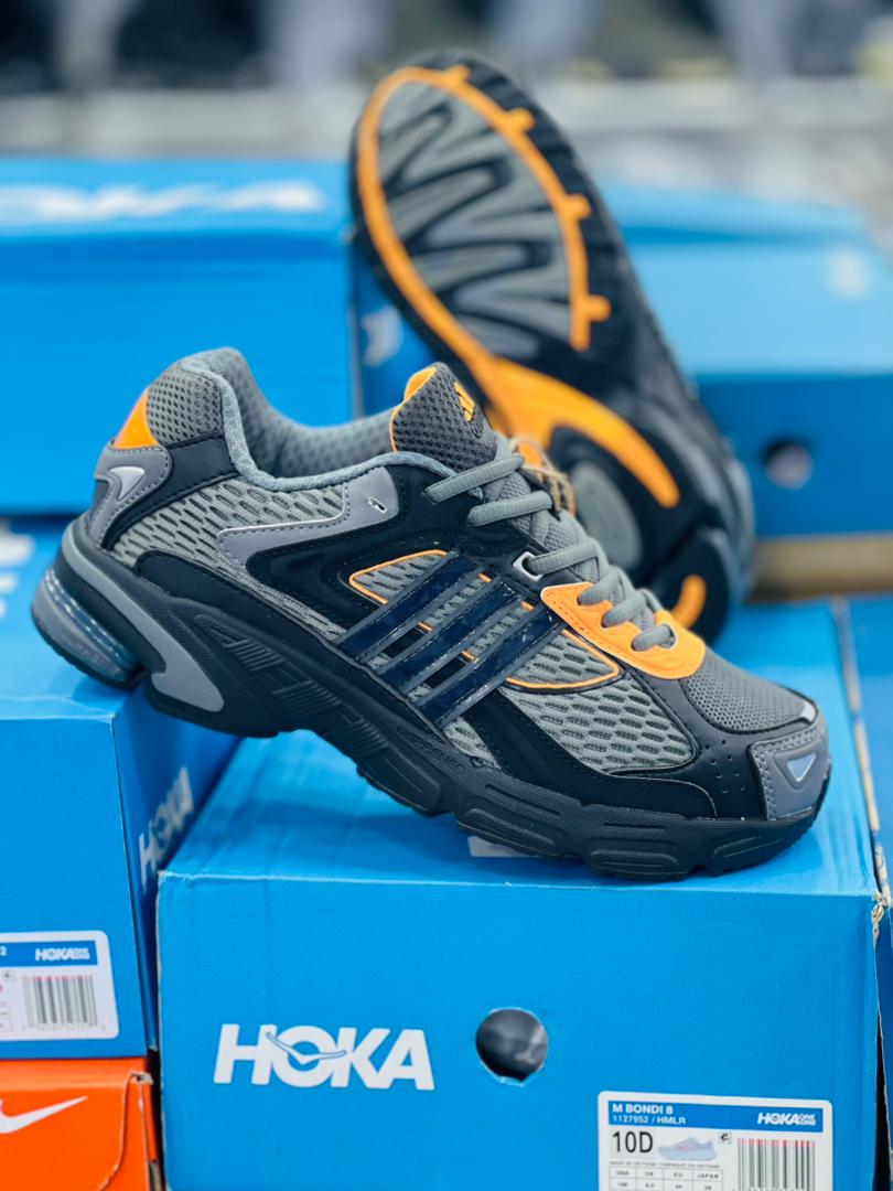 کتونی آدیداس فارماتون Adidas Pharmaton وارداتی ساخت ویتنام سایز ۴۰الی۴۵ضمانت اصالت کالا بالاترین کیفیت مسترکوالیتی A فروش تکی و عمده
