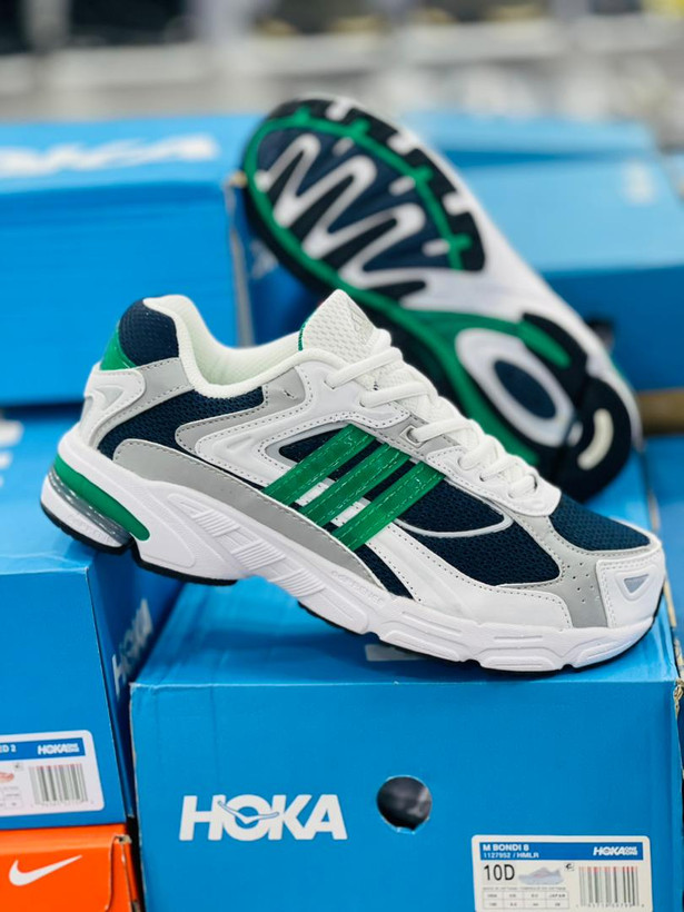 کتونی آدیداس فارماتون Adidas Pharmaton وارداتی ساخت ویتنام سایز ۴۰الی۴۵ضمانت اصالت کالا بالاترین کیفیت مسترکوالیتی A فروش تکی و عمده