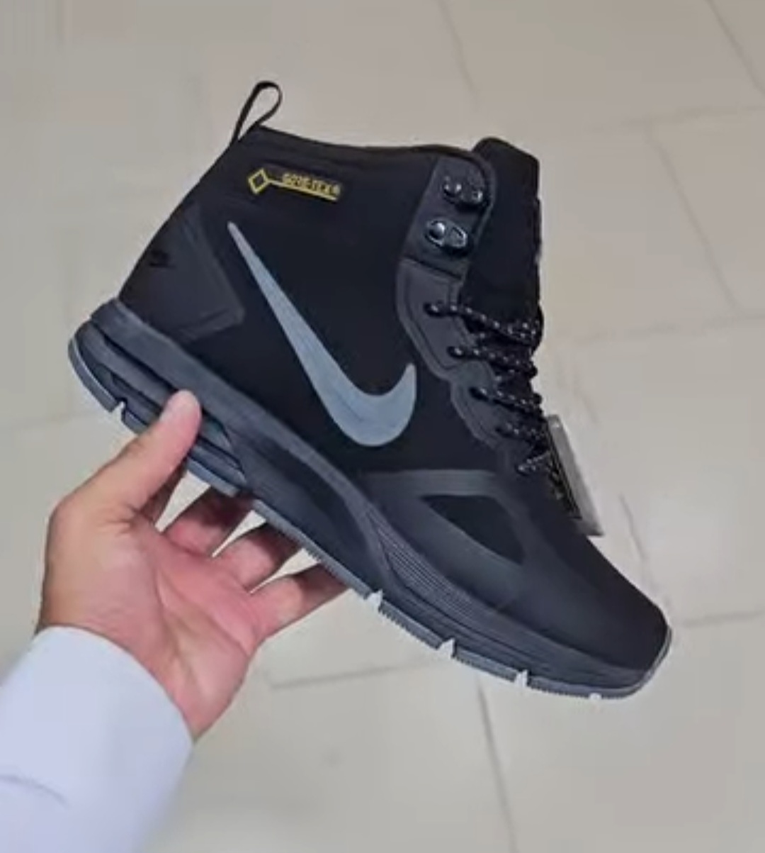 کتونی نایک پگاسوس گورتکس Nike Air Zoom pegasus goretex Treil ساخت ویتنام وارداتی سایز۴۰ تا ۴۵ فروش تکی و عمده ضمانت کالا