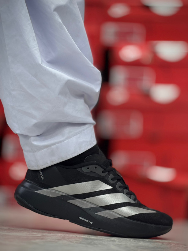 کتونی آدیداس آدیزیرو لایتاسترایک پرو/Adidas Adizero Lightstrike Proساخت ویتنام وارداتی سایز 40 الی ۴۵ضمانت کالا فروش تک و عمده بالاترین کیفیت مسترکوالیتی A