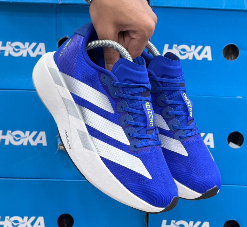 کتونی آدیداس آدیزیرو Adidas Adizero EVO SLساخت ویتنام وارداتی سایز 40 الی ۴۵ضمانت کالا فروش تکی و عمده بالاترین کیفیت مسترکوالیتی A