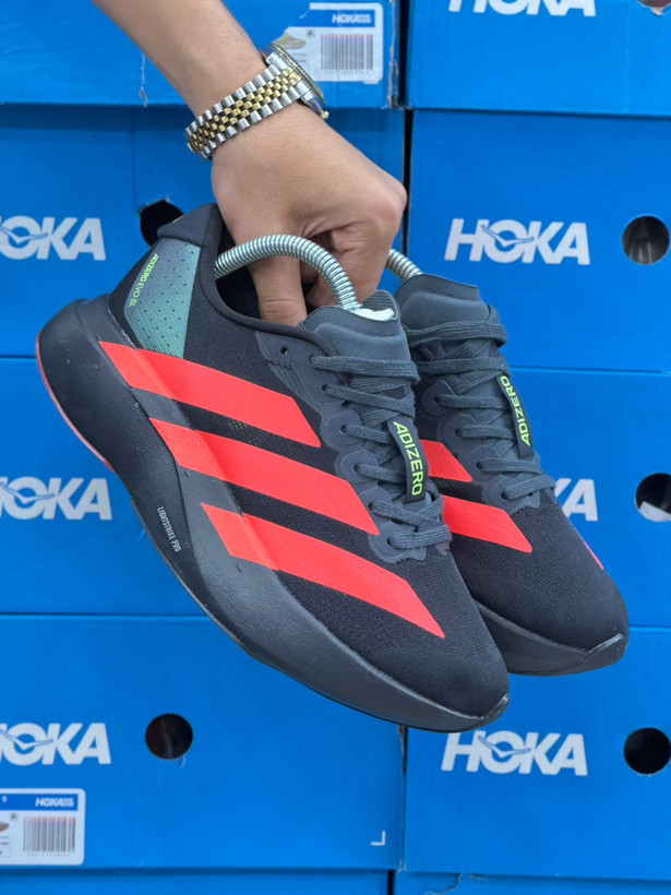 آدیداس آدیزیرو Adidas Adizero EVO SLساخت ویتنام وارداتی سایز 40 الی ۴۵ضمانت کالا فروش تکی و عمده بالاترین کیفیت مسترکوالیتی A