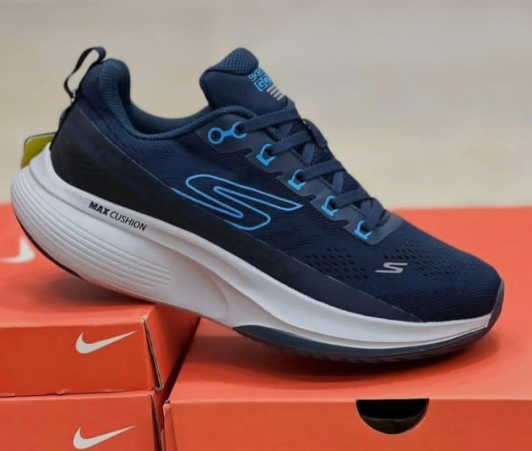 کتونی اسکیچرزمکس کوشن پروپالشن Skechers Max Cushioning Propulsionوارداتی ساخت ویتنام سایز ۴۰ الی ۴۵فروش تکی و عمده ضمانت و کیفیت کالا