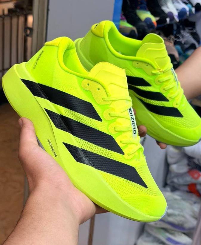 آدیداس آدیزیرو Adidas Adizero EVO SLساخت ویتنام وارداتی سایز 40 الی ۴۵ضمانت کالا فروش تکی و عمده بالاترین کیفیت مسترکوالیتی درجه ۱