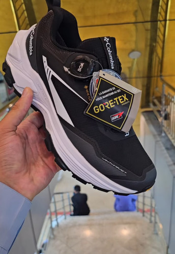 کتونی کلمبیاگورتکس زیره ویبرامColumbia Boa GTX shoes ساخت ویتنام وارداتی بند دیسکی .سایزبندی ۴۰ الی۴۵فروش تکی وعمده ضمانت کیفیت کالا