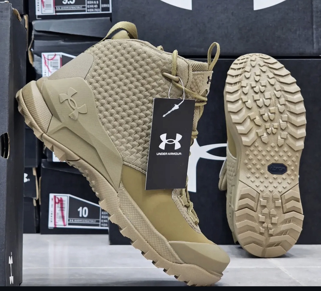 بوت آندرارمورمدل هاورداون ضد آبUnder armor hovrساخت ویتنام وارداتی بالاترین کیفیت سایز۴۰الی ۴۵فروش تکی و عمده ضمانت کیفیت کالا ضمانت اصالت کالا