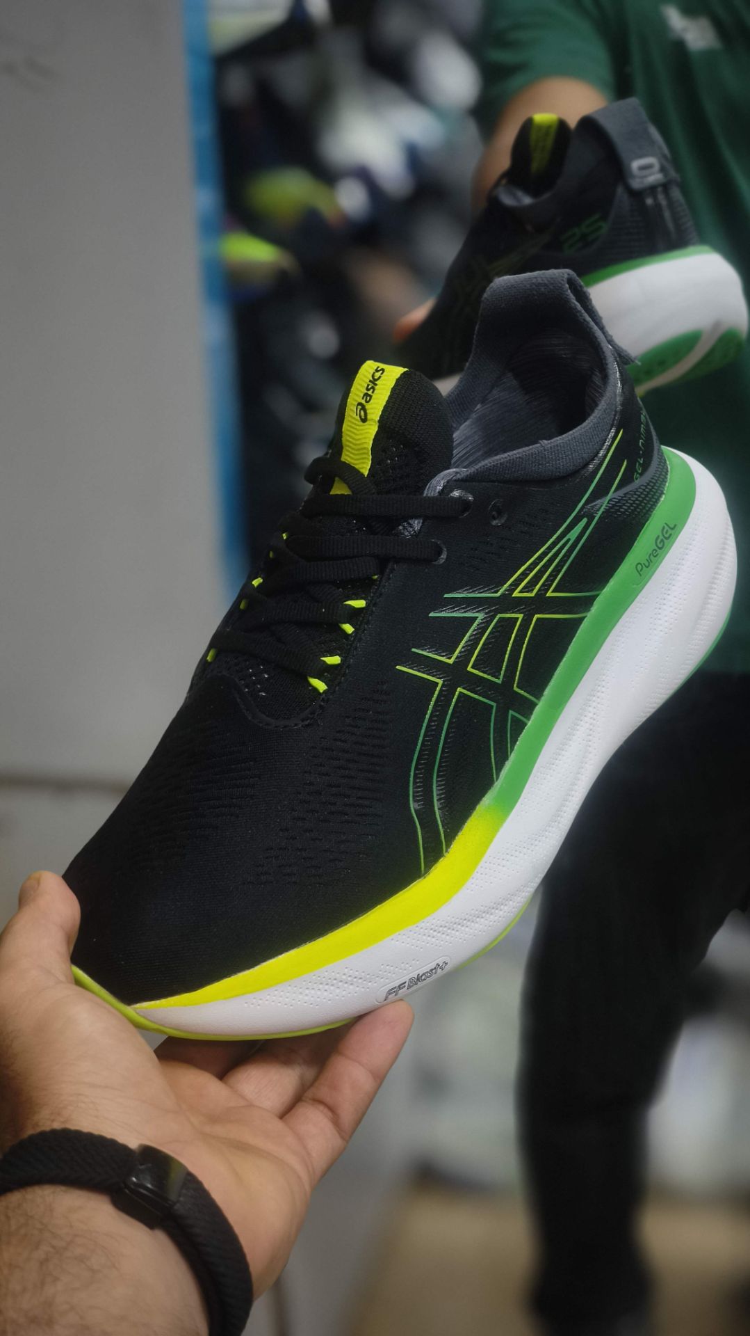 کفش اسیکس ژل نیمباس ۲۵ مسترکوالیتی Asics Gel Nimbus 25ساخت وارداتی ویتنام سایز ۴۰ تا ۴۵پایین ترین قیمت در ایران ضمانت کیفیت کالا