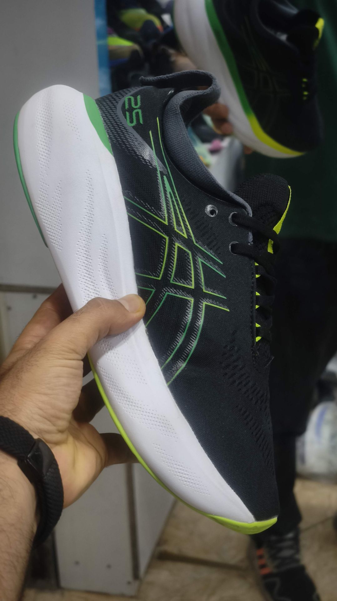 کفش اسیکس ژل نیمباس ۲۵ مسترکوالیتی Asics Gel Nimbus 25ساخت وارداتی ویتنام سایز ۴۰ تا ۴۵پایین ترین قیمت در ایران ضمانت کیفیت کالا