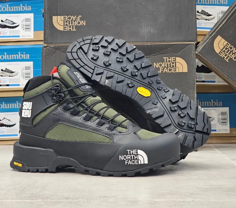 بوت نورث فیس مسترکوالیتی The North Face SOUKUUضد آب و رویه گورتکس زیره ویبرام ساخت ویتنام وارداتی سایز ۴۰ الی ۴۵ضمانت کیفیت کالا فروش تکی و عمده