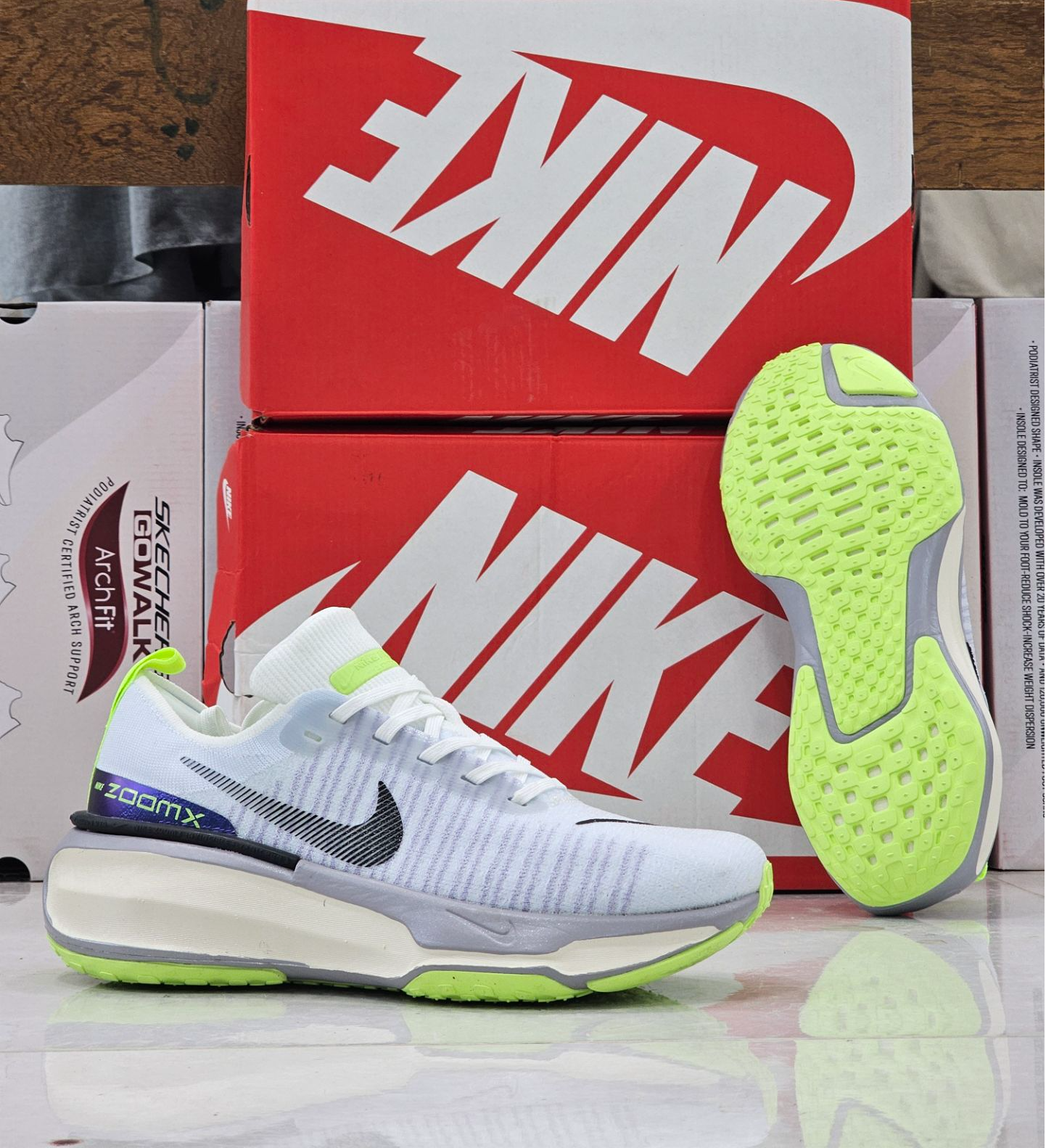 کتونی نایک زوم ایکس اینوینسیبل ران3 /Nike ZoomX Invincible Run 3 ساخت ویتنام وارداتی سایز 39 الی۴۵ فروش تکی وعمده ضمانت اصالت کالا کیفیت مسترکوالیتی A