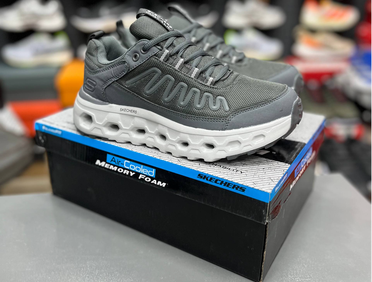 کتونی اسکیچرز گو والک مسترکوالیتیSkechers Go Walkساخت ویتنام وارداتی سبک و طبی و راحتسایز ۴۰ الی ۴۵فروش تکی و عمده ضمانت اصالت کالا بالاترین کیفیت درجه ۱