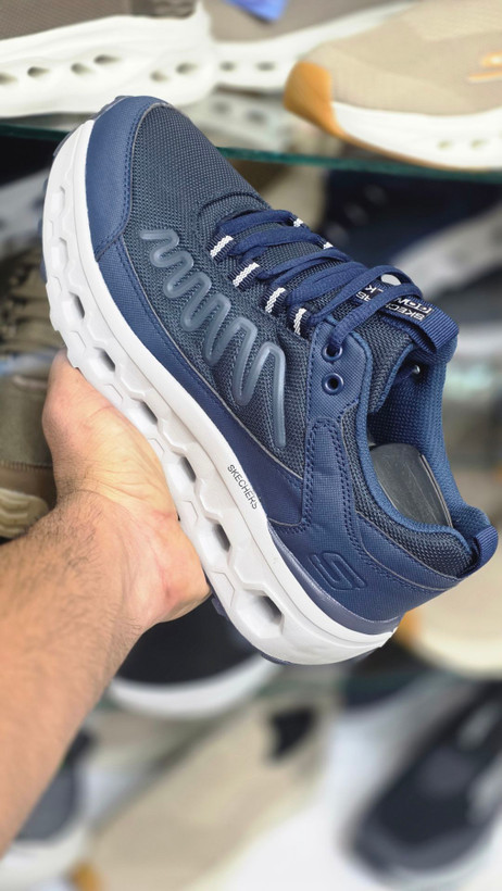کتونی اسکیچرز گو والک مسترکوالیتیSkechers Go Walkساخت ویتنام وارداتی سبک و طبی و راحتسایز ۴۰ الی ۴۵فروش تکی و عمده ضمانت اصالت کالا بالاترین کیفیت درجه ۱