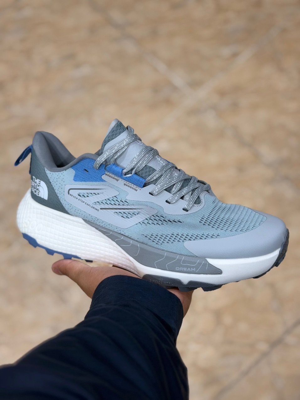 کتونی نورث فیس آلتامسا ۵۰۰ مسترکوالیتی North Face Altamesa 500ساخت ویتنام وارداتی سایز ۴۰ الی ۴۵ضمانت کیفیت کالا فروش تکی و عمده