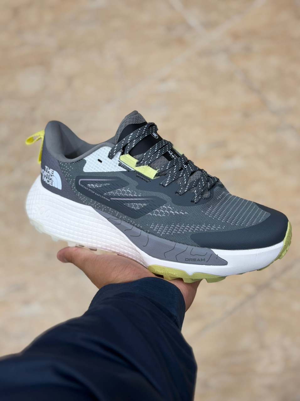 کتونی نورث فیس آلتامسا ۵۰۰ مسترکوالیتی North Face Altamesa 500ساخت ویتنام وارداتی سایز ۴۰ الی ۴۵ضمانت کیفیت کالا فروش تکی و عمده
