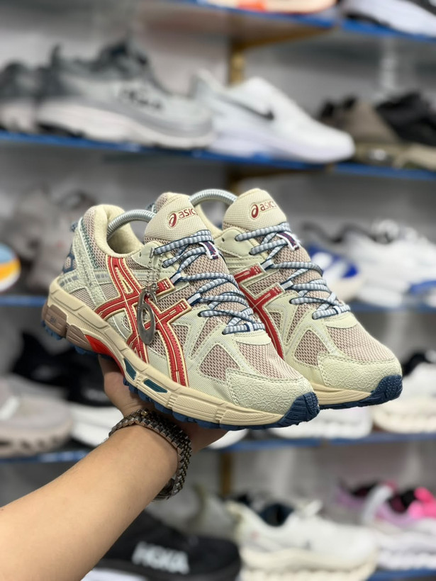 کفش اسیکس کاهانا ۸ مسترکوالیتی asics kahana 8ساخت ویتنام وارداتی سایز۴۰ الی ۴۵ فروش تکی و عمده ضمانت کیفیت کالا