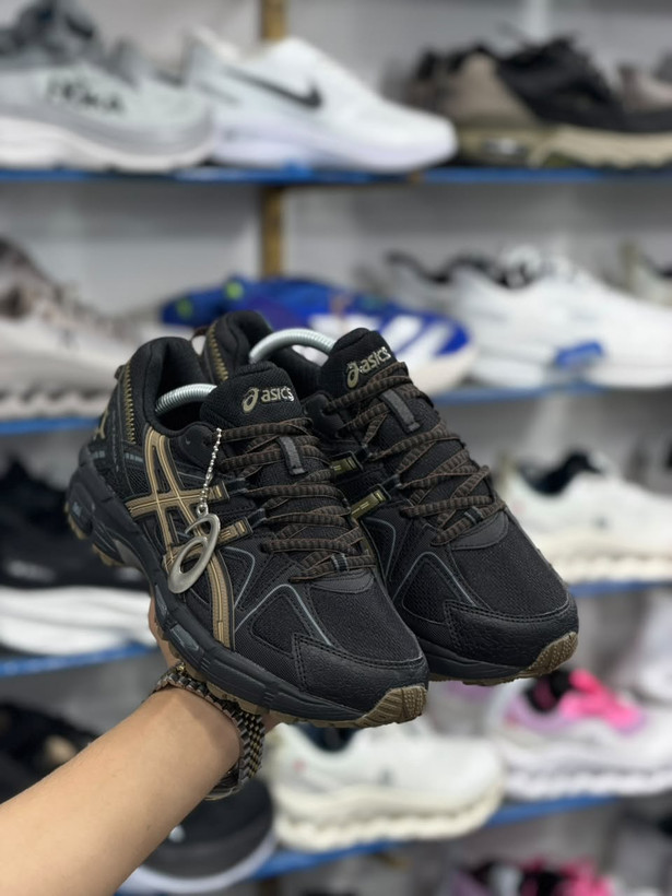 کتونی اسیکس کاهانا ۸ مسترکوالیتی asics kahana 8ساخت ویتنام وارداتی سایز۴۰ الی ۴۵ فروش تکی و عمده ضمانت کیفیت کالا