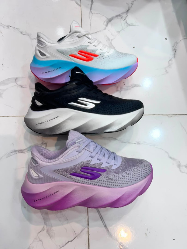 کتونی اسکیچرزهایپربرست مسترکوالیتی skechers Hyper Burst ساخت ویتنام وارداتی سایز۳۶الی۴۰فروش تکی و عمده ضمانت کیفیت کالا