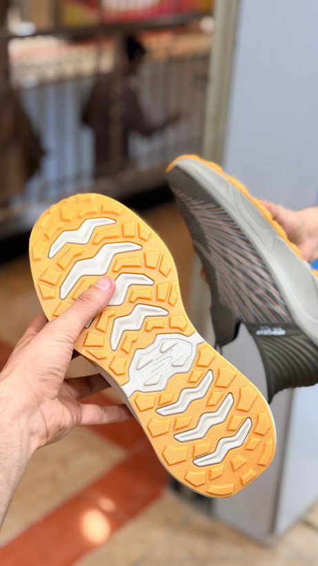کتونی اسکیچرزبدون بند اسلیپ مسترکوالیتیSkechers Slip-insوارداتی ساخت ویتنام طبی و بدون بند سایز۴۰ الی ۴۵ فروش تکی و عمده ضمانت کیفیت کالا