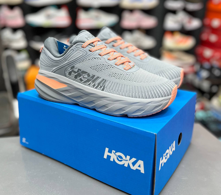کتونی هوکا باندی ۷مسترکوالیتیHoka Bondi 7ساخت ویتنام وارداتی بالاترین کیفیت درجه ۱ سایز ۴۰ تا ۴۵ فروش تکی و عمده ضمانت کیفیت کالا