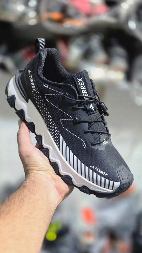 کتونی آدیداس ترکس مسترکوالیتیAdidas Terrex Freeساخت ویتنام وارداتی سایز ۴۲فروش تکی و عمده تضمین کیفیت کالا