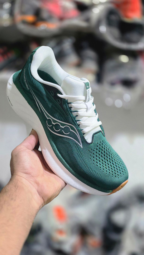 کتونی ساکونی راید ۱۸مسترکوالیتی Saucony Ride 18ضمانت کیفیت کالاساخت ویتنام وارداتی فروش تکی و عمده سایز۴۴