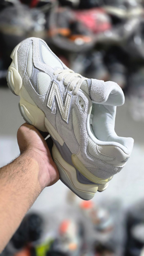 کتونی رانینگ و پیاده روی نیوبالانس ۹۰۶۰مسترکوالیتی Newbalance 9060ساخت ویتنام وارداتی سایز۴۴فروش تکی و عمده ضمانت کیفیت کالا
