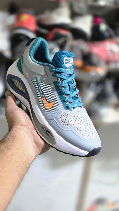 کفش نایک زوم وینفلو تو مسترکوالیتی Nike Zoom 2ساخت ویتنام وارداتی سایز ۴۰فروش تکی و عمده ضمانت کیفیت کالا